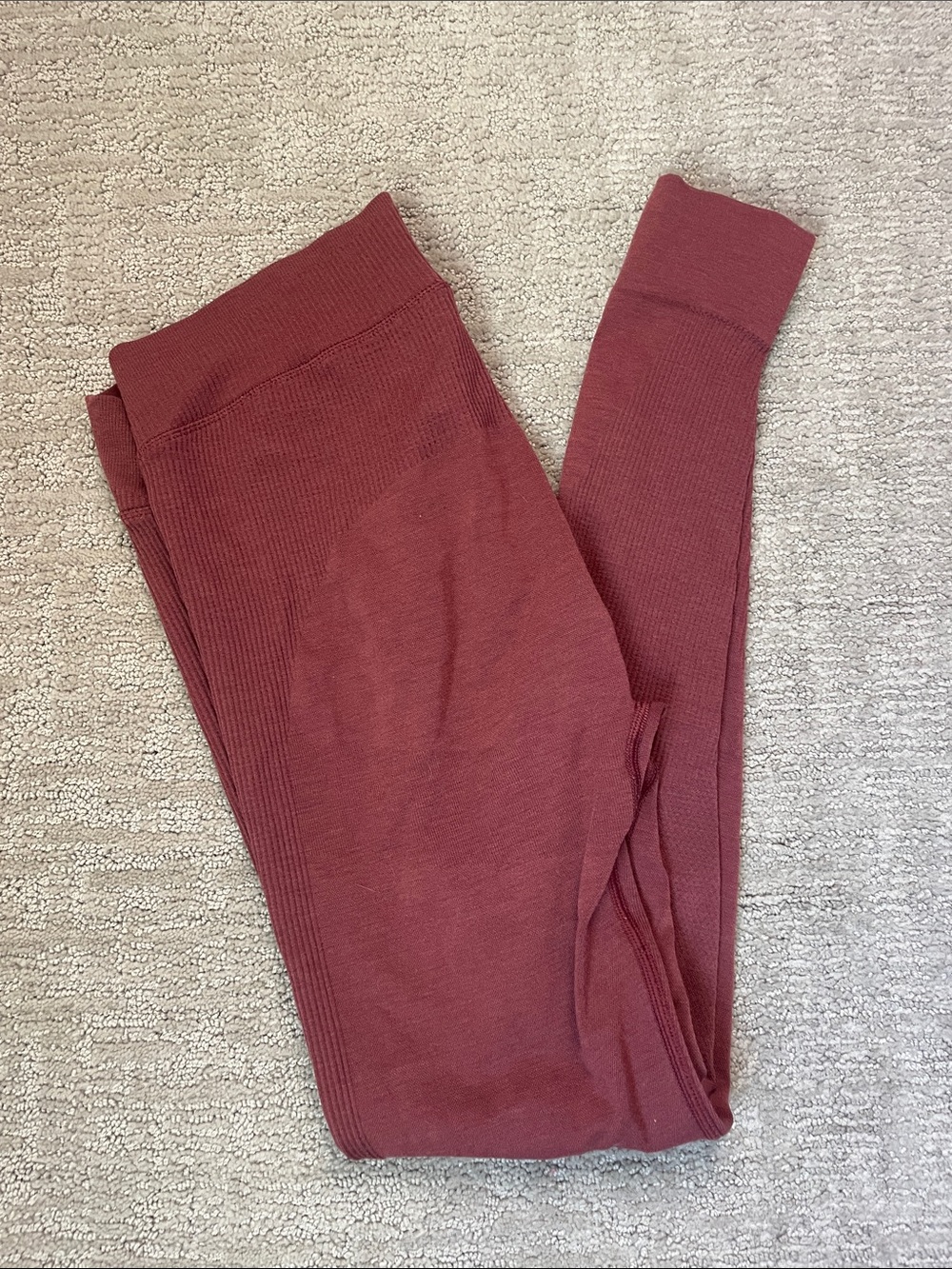 Lululemon Keep the Heat High-Rise Tight 27" in Mulled Wine